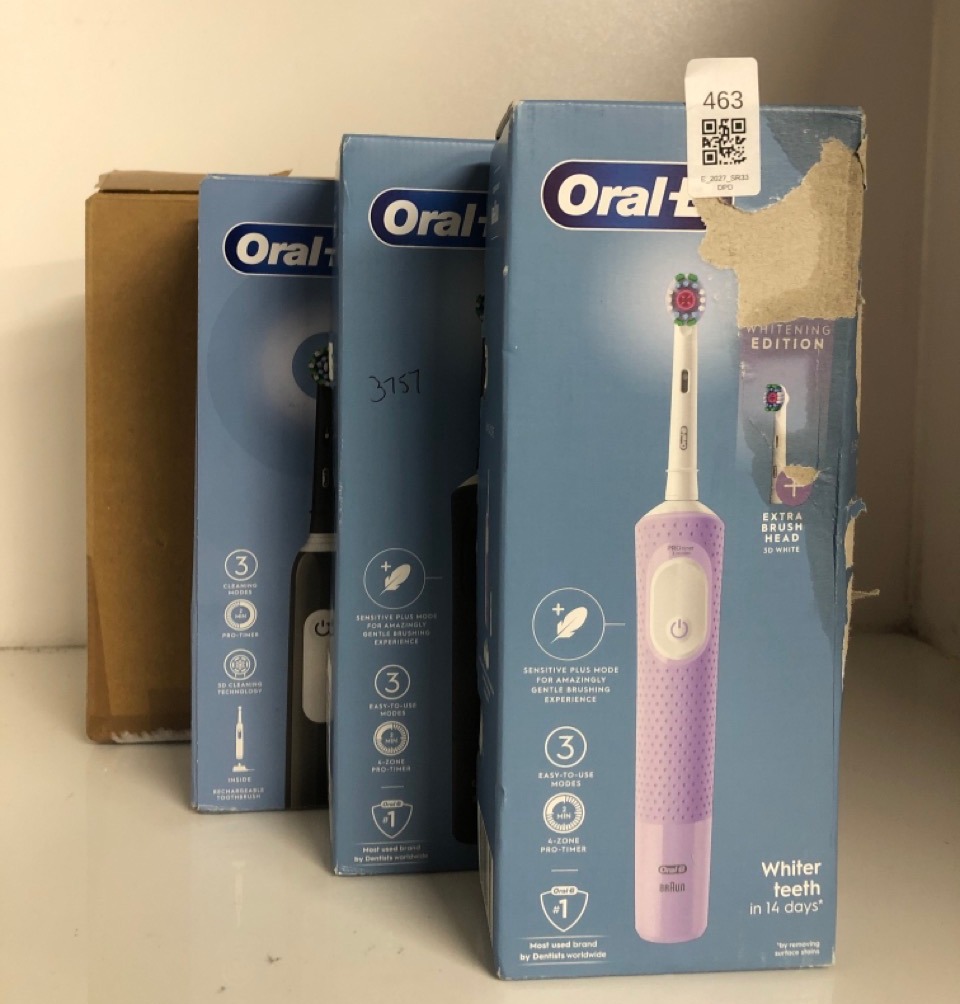 Lot 463  
            Edinburgh SR33 - Delivery Only 

                
QUANTITY OF HEALTH & BEAUTY ITEMS TO INCLUDE ORAL-B VITALITY PRO ELECTRIC TOOTHBR...