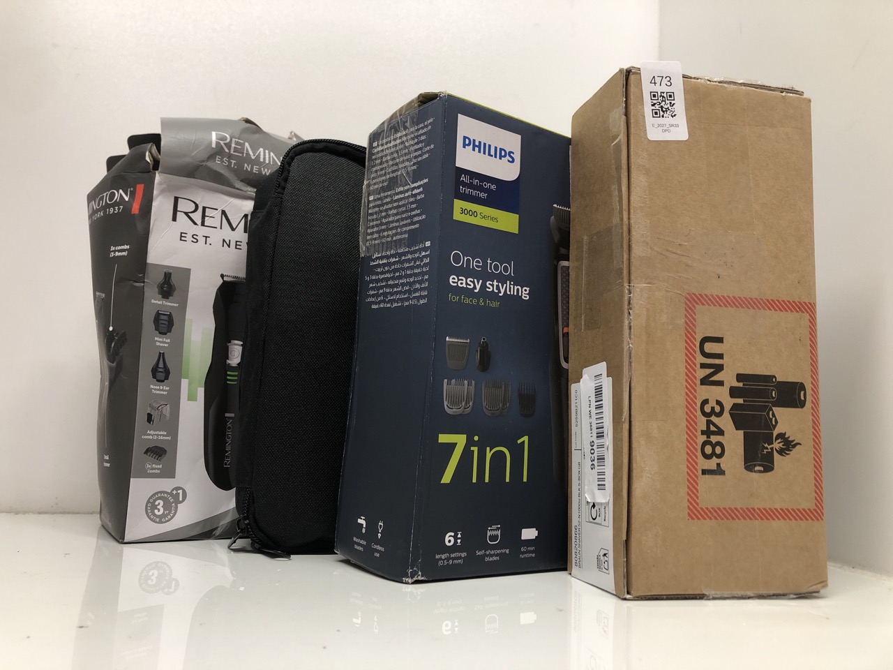 Lot 473  
            Edinburgh SR33 - Delivery Only 

                
QUANTITY OF HEALTH & BEAUTY ITEMS TO INCLUDE BRAUN SERIES 5 ELECTRIC SHAVER, UP T...
