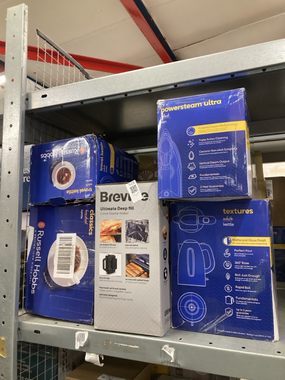 Lot 518  
            Edinburgh SR33 - Delivery Only 

                
QUANTITY OF KITCHEN & APPLIANCES ITEMS TO INCLUDE RUSSELL HOBBS STEAM IRON [3100W...