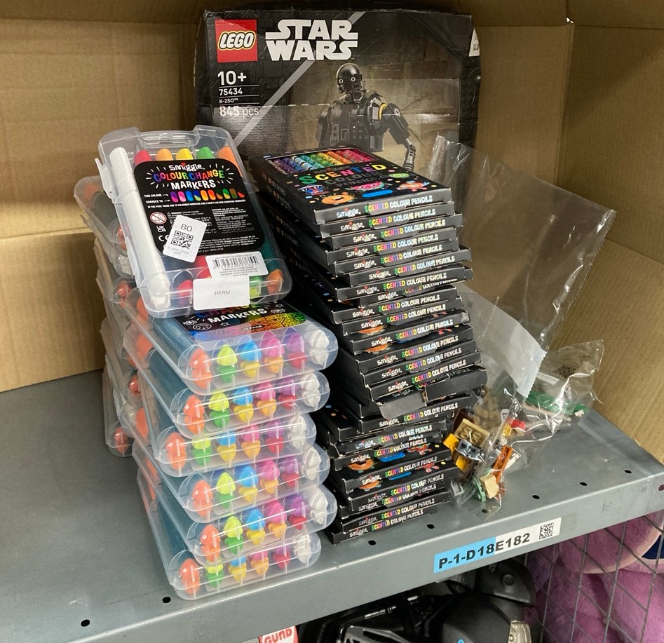 Lot 80  
            Edinburgh SR33 - Delivery Only 

                
QUANTITY OF TOYS & GAMES ITEMS TO INCLUDE LEGO STAR WARS 75434 K-2SO SECURITY DRO...