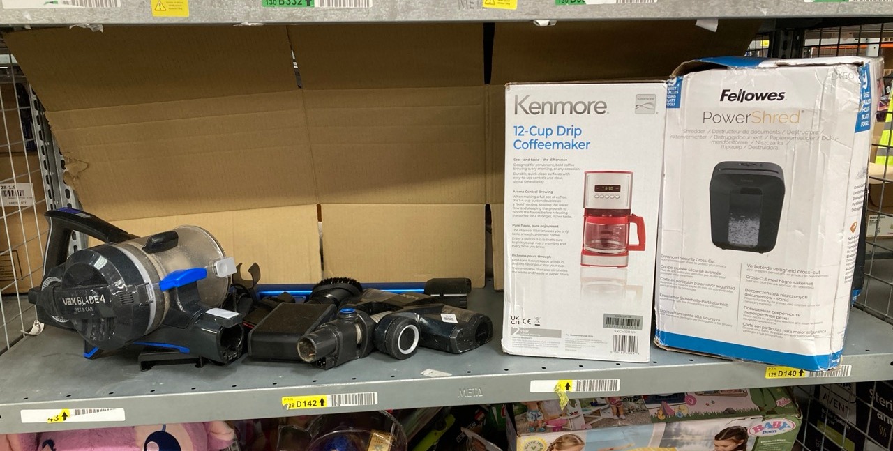 Lot 85  
            Edinburgh SR33 - Delivery Only 

                
QUANTITY OF KITCHEN & APPLIANCES ITEMS TO INCLUDE KENMORE 12-CUP DRIP COFFEE MAKE...