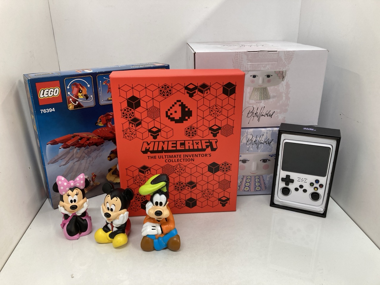 Lot 89  
            Edinburgh SR33 - Delivery Only 

                
QUANTITY OF TOYS & GAMES ITEMS TO INCLUDE BJØRN WIINBLAD EVA DECORATION UNIQUE BO...