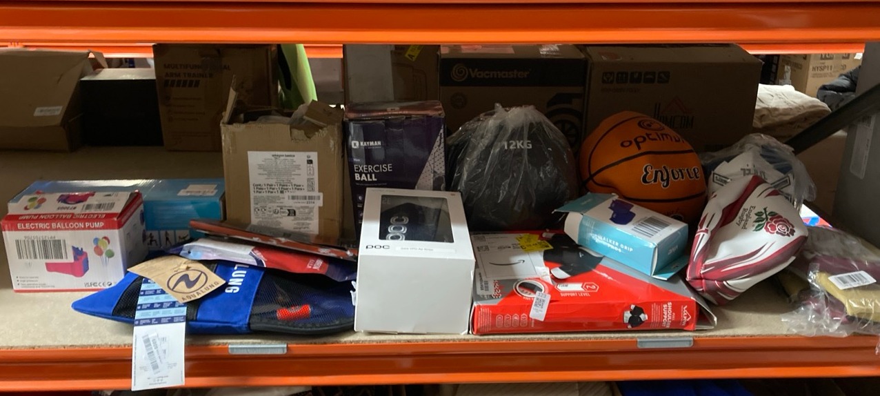 Lot 123  
            Edinburgh SR33 - Delivery Only 

                
QUANTITY OF SPORTS & EXERCISE ITEMS TO INCLUDE OPTIMUM ENFORCE BASKETBALL: LOCATI...