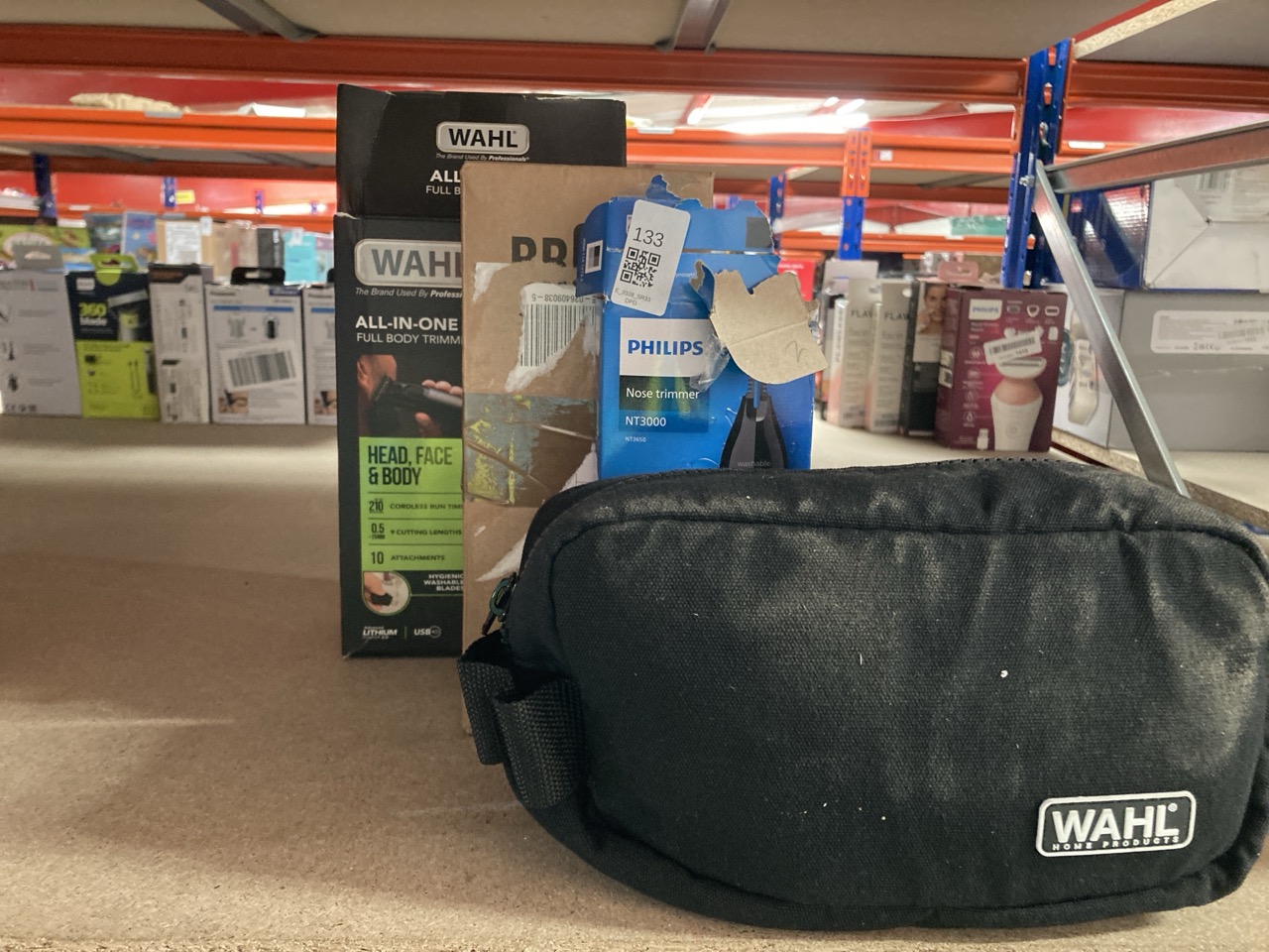 Lot 133  
            Edinburgh SR33 - Delivery Only 

                
QUANTITY OF HEALTH & BEAUTY ITEMS TO INCLUDE WAHL ALL-IN-ONE FULL BODY TRIMMER FO...