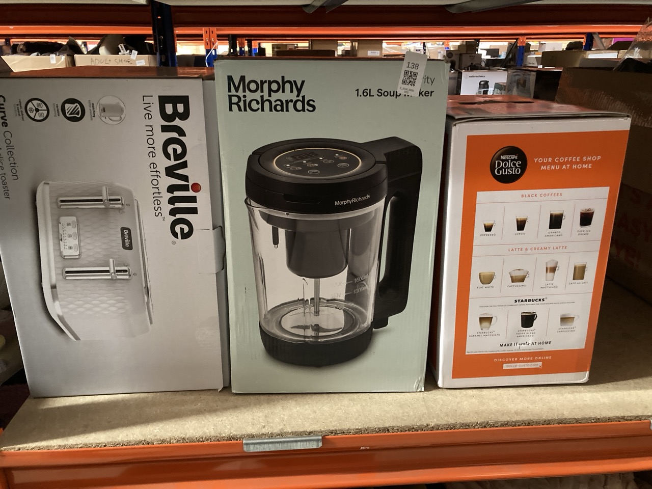 Lot 138  
            Edinburgh SR33 - Delivery Only 

                
QUANTITY OF KITCHEN & APPLIANCES ITEMS TO INCLUDE DE'LONGHI NESCAFÉ DOLCE GUSTO P...