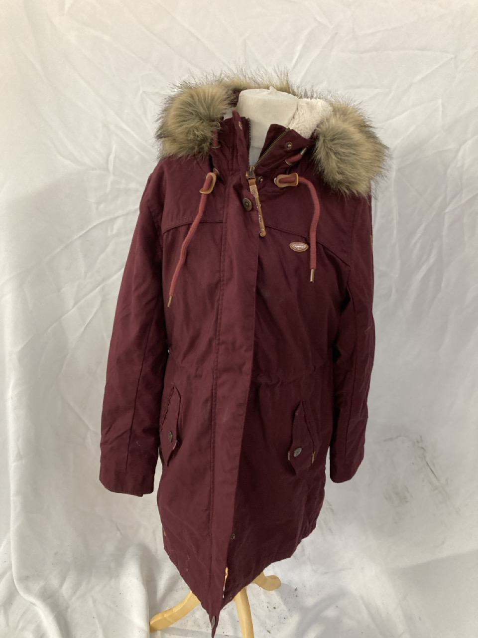 Lot 187  
            Edinburgh SR33 - Delivery Only 

                
RAGWEAR JACKET SIZE XL + RAGWEAR JACKET SIZE XL: LOCATION - B RACK