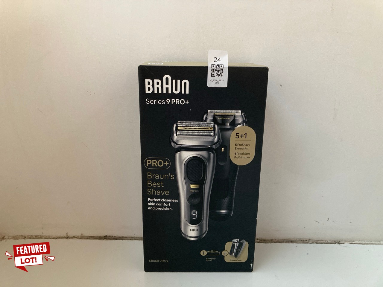 Lot 24  
            Edinburgh SR33 - Delivery Only 

                
BRAUN SERIES 9 PRO ELECTRIC SHAVER FOR MEN, 5 PRO SHAVE ELEMENTS AND PRECISION LO...