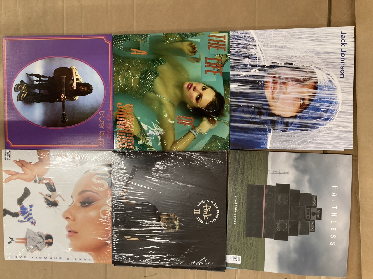 Lot 253  
            Edinburgh SR33 - Delivery Only 

                
QUANTITY OF VINYLS TO INCLUDE WHEELS TURN BENEATH MY FEET VOL II [VINYL]: LOCATIO...