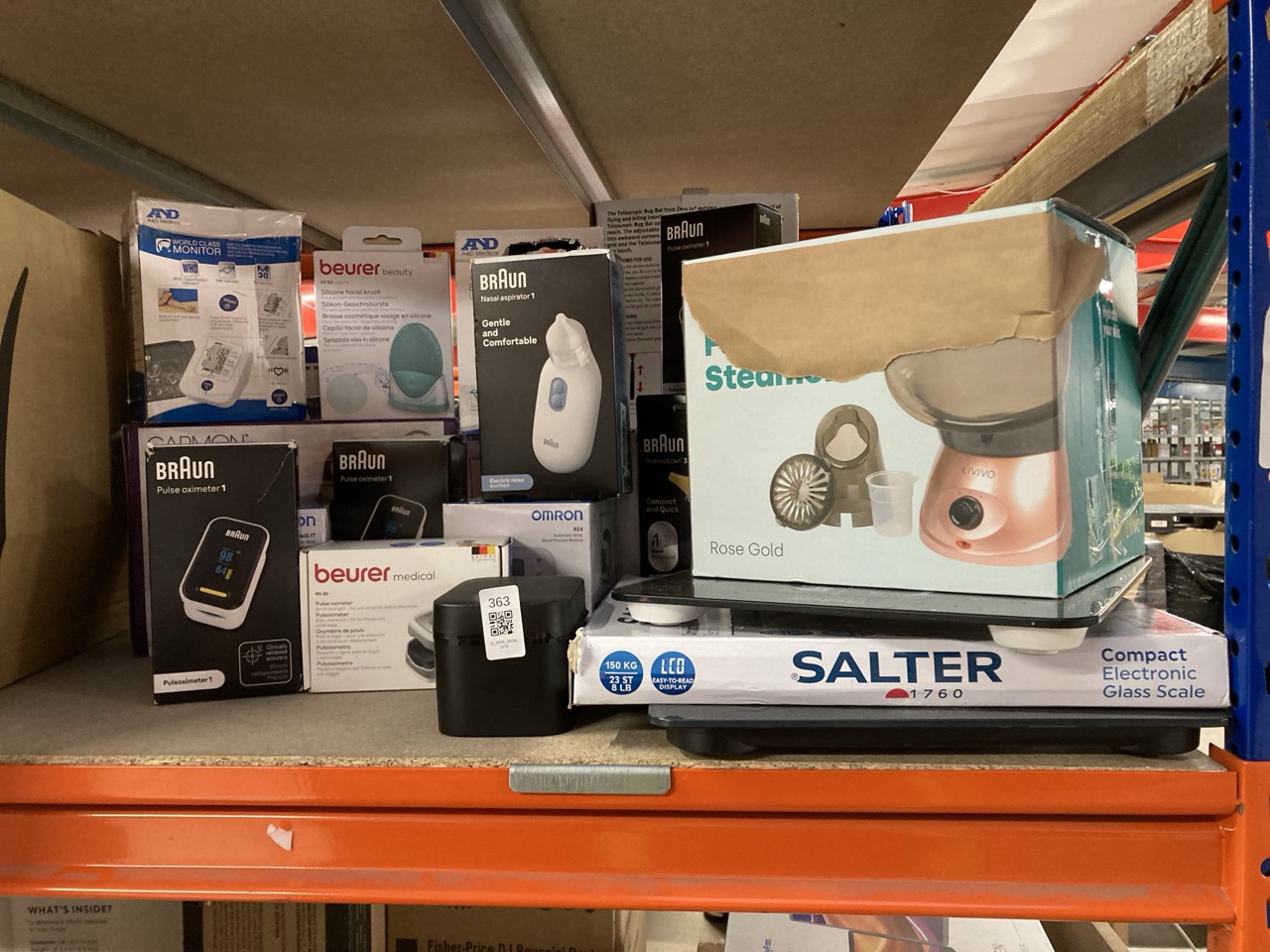 Lot 363  
            Edinburgh SR33 - Delivery Only 

                
QUANTITY OF HEALTH & BEAUTY ITEMS TO INCLUDE BRAUN NASAL ASPIRATOR 1 - MUCUS REMO...