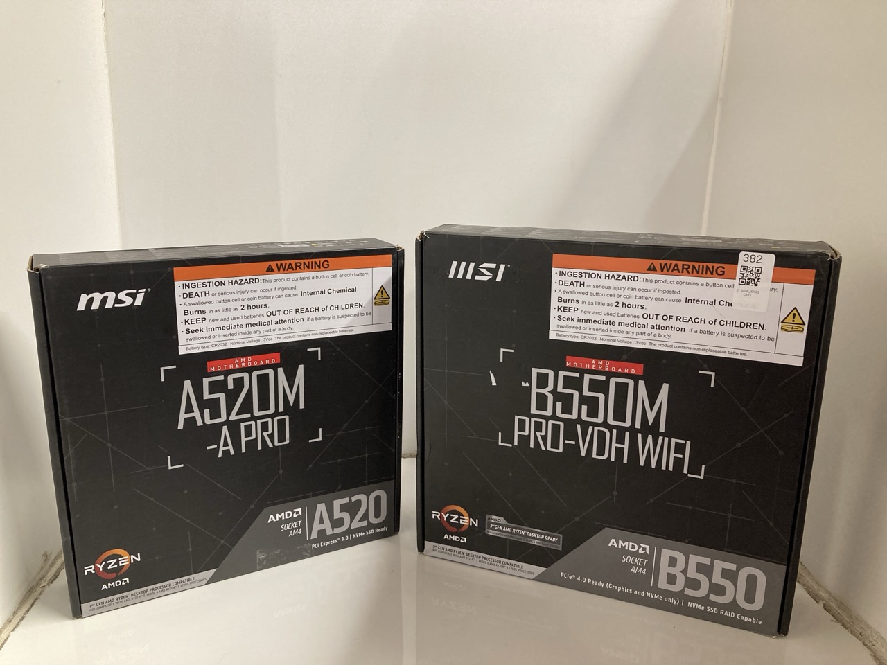 Lot 382  
            Edinburgh SR33 - Delivery Only 

                
MSI A520M-A PRO GAMING MOTHERBOARD (AMD RYZEN 5000, AM4, DDR4, PCIE 3.0, SATA 6GB...