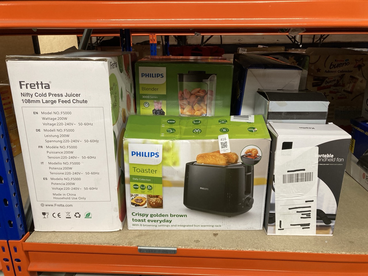 Lot 416  
            Edinburgh SR33 - Delivery Only 

                
QUANTITY OF KITCHEN & APPLIANCES ITEMS TO INCLUDE RUSSELL HOBBS STEAM IRON [3100W...