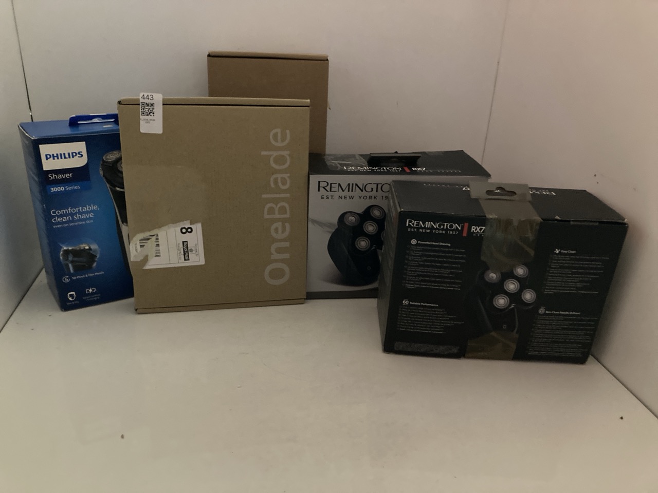 Lot 443  
            Edinburgh SR33 - Delivery Only 

                
QUANTITY OF HEALTH & BEAUTY ITEMS TO INCLUDE PHILIPS ELECTRIC SHAVER 3000 SERIES ...