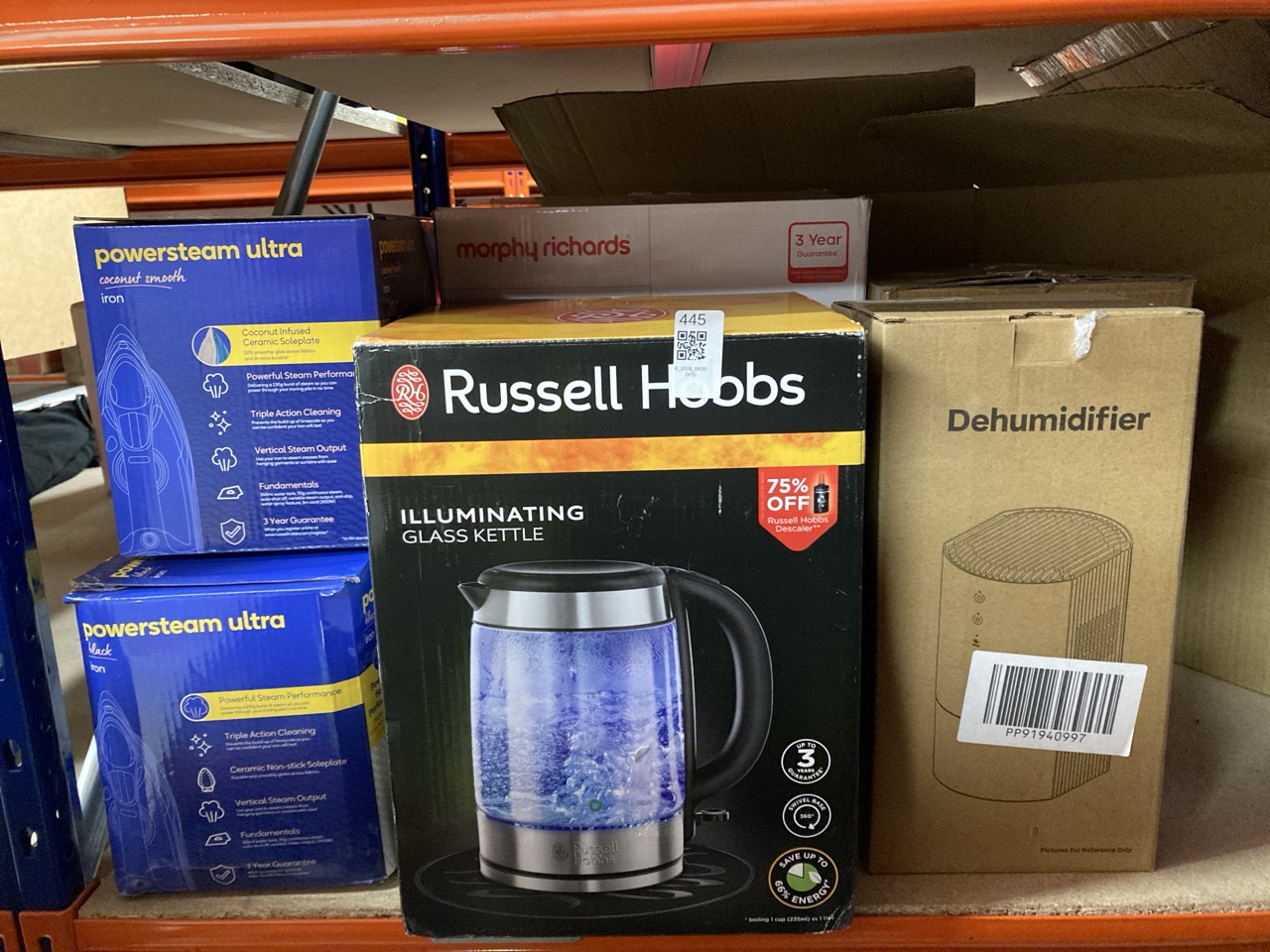 Lot 445  
            Edinburgh SR33 - Delivery Only 

                
QUANTITY OF KITCHEN & APPLIANCES ITEMS TO INCLUDE RUSSELL HOBBS IRON [ 3100W, 230...