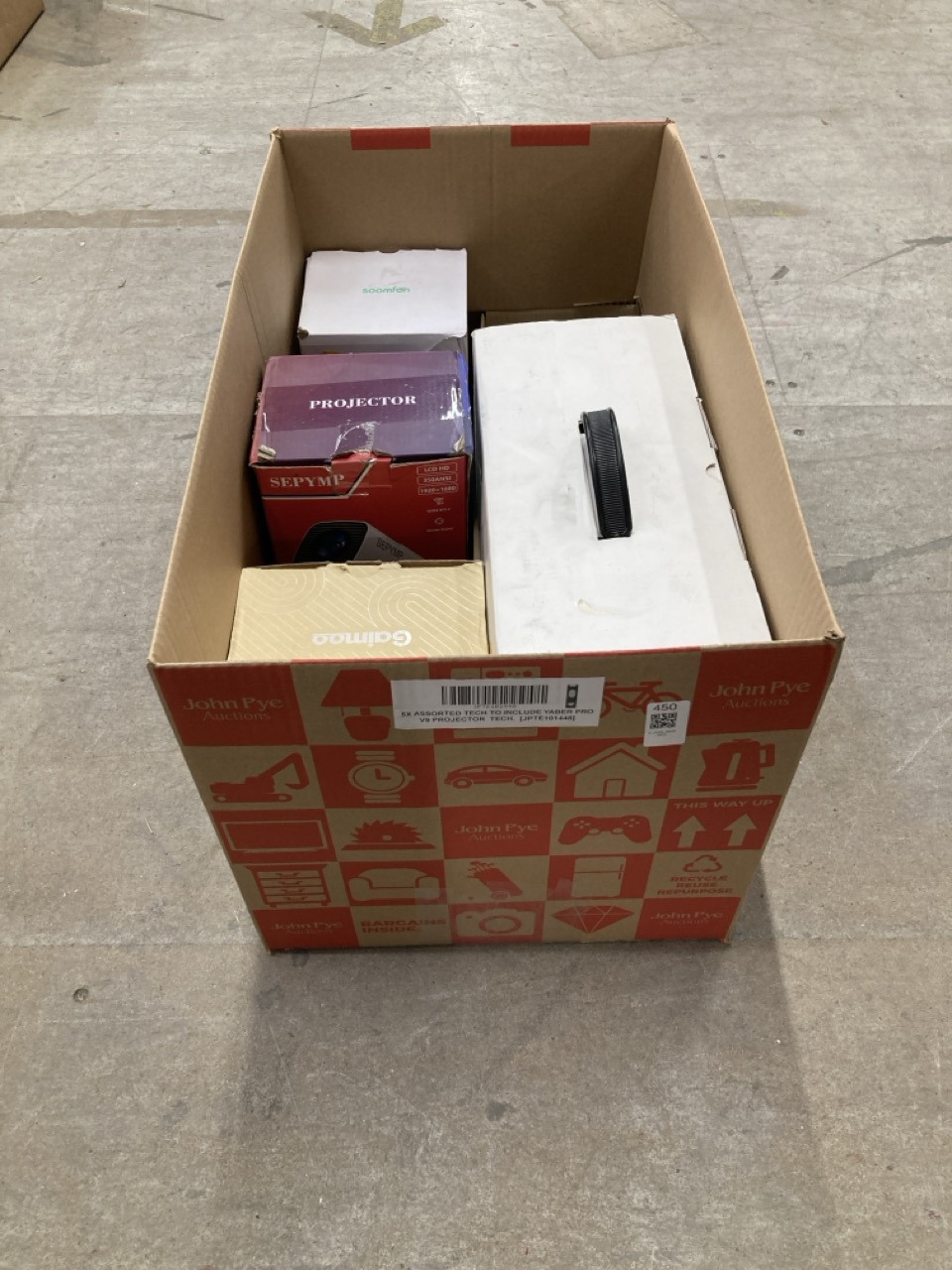 Lot 450  
            Edinburgh SR33 - Delivery Only 

                
5X ASSORTED TECH TO INCLUDE YABER PRO V9 PROJECTOR  TECH.  [JPTE101448] : LOCATIO...