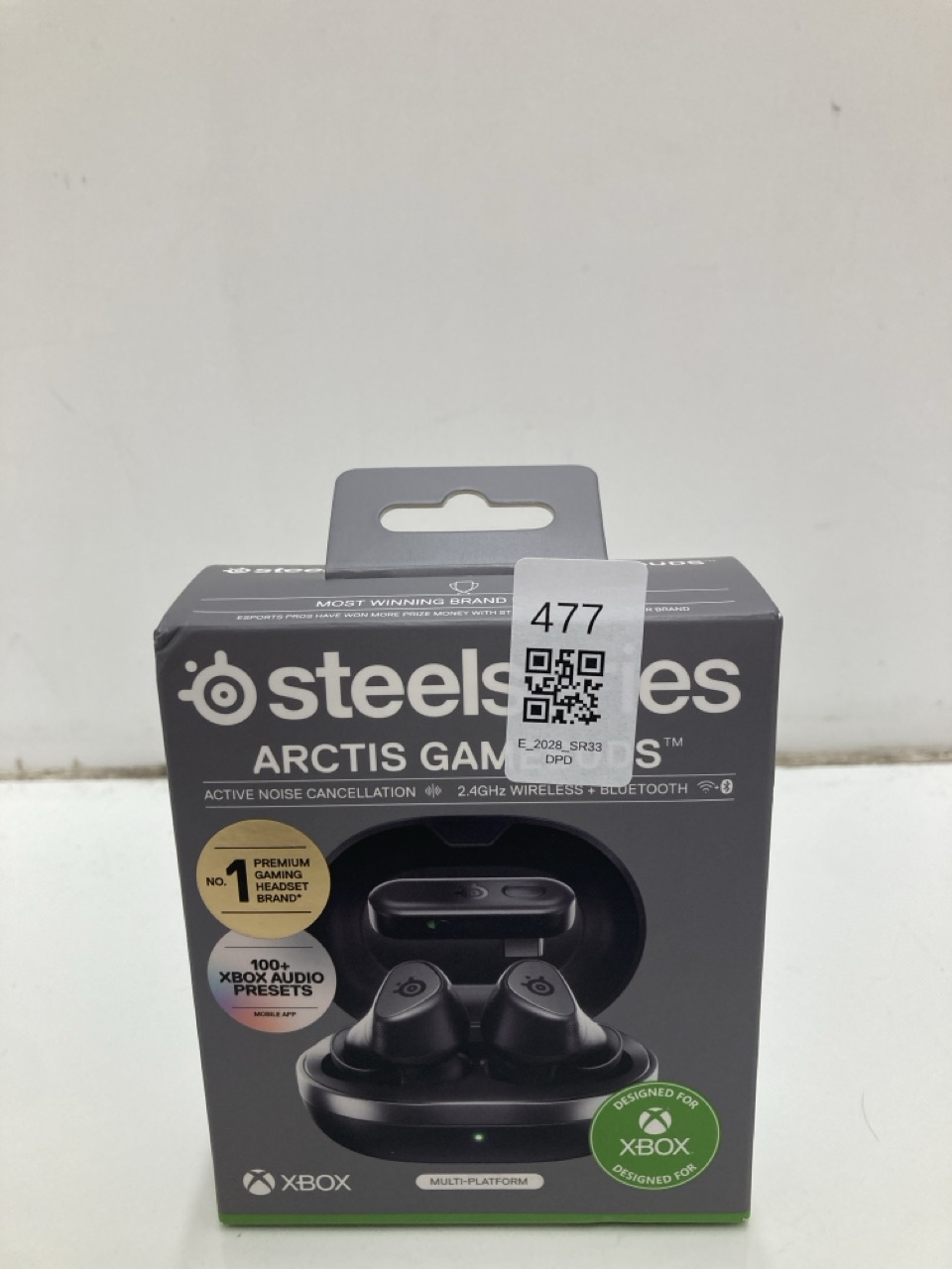Lot 477  
            Edinburgh SR33 - Delivery Only 

                
STEELSERIES ARCTIS GAMEBUDS™ FOR XBOX WIRELESS GAMING HEADSET - 2.4GHZ + BT 5.3 -...