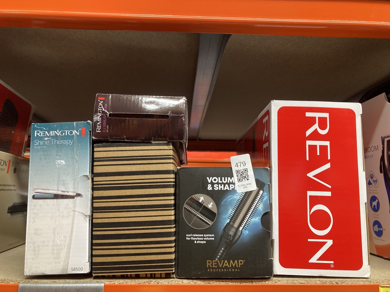 Lot 479  
            Edinburgh SR33 - Delivery Only 

                
QUANTITY OF HEALTH & BEAUTY ITEMS TO INCLUDE REVLON RVDR5823UK HARMONY DRY & STYL...