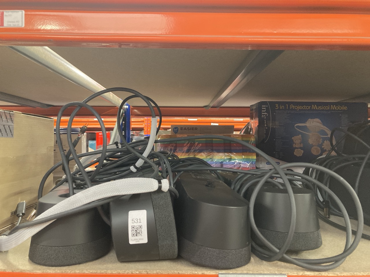 Lot 531  
            Edinburgh SR33 - Delivery Only 

                
QUANTITY OF SPEAKERS TO INCLUDE LOGITECH LEFT SPEAKER FOR RALLY : LOCATION - F RACK