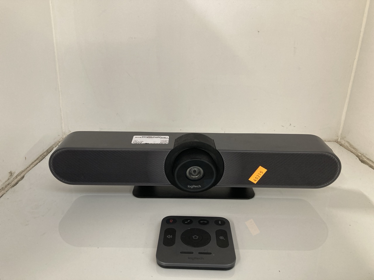 Lot 533  
            Edinburgh SR33 - Delivery Only 

                
LOGITECH MEETUP CONFERENCE CAMERA: LOCATION - F RACK