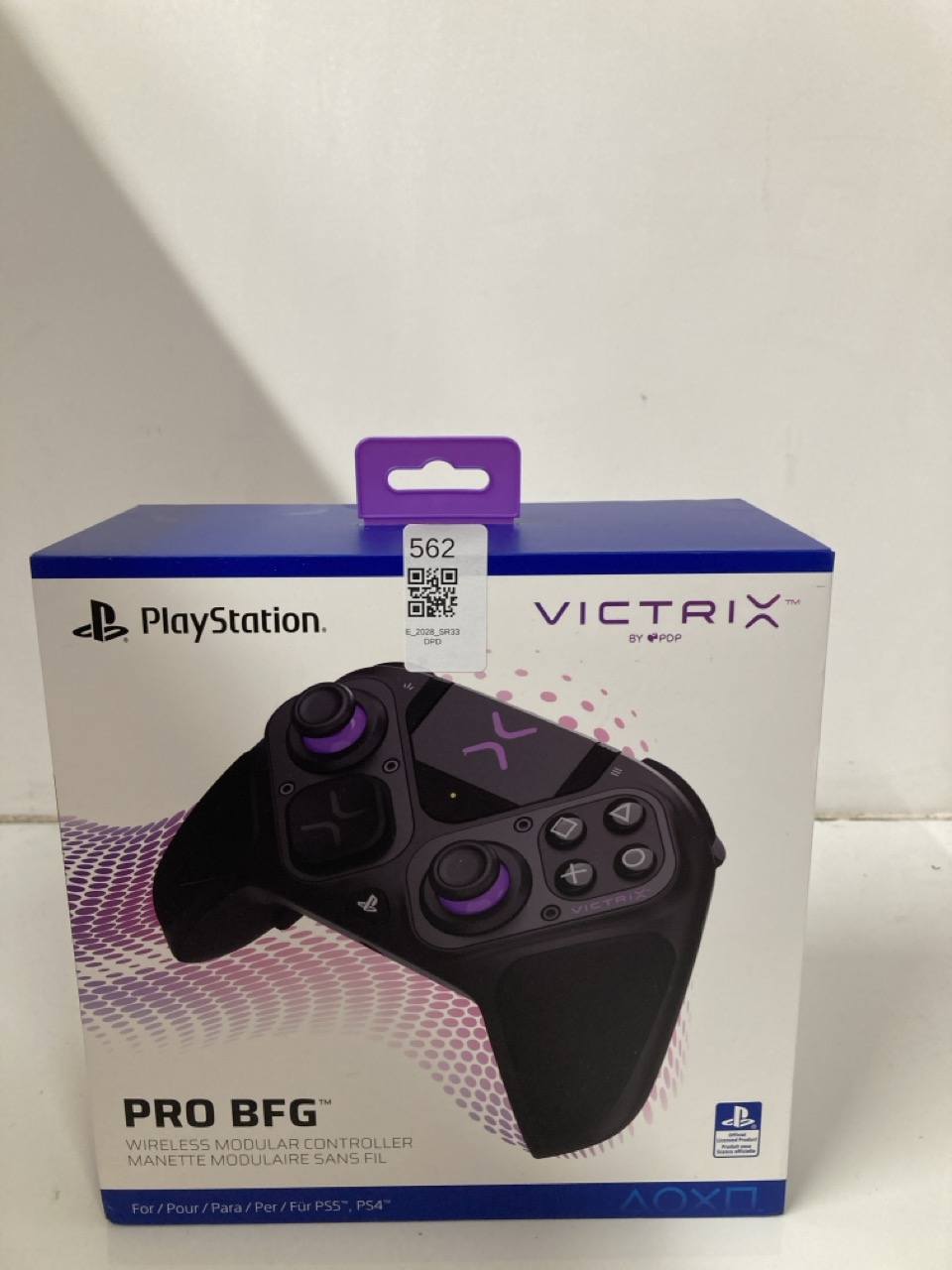 Lot 562  
            Edinburgh SR33 - Delivery Only 

                
VICTRIX PROCON BFG WIRELESS CONTROLLER FOR PS5, PS4, PC.: LOCATION - F RACK