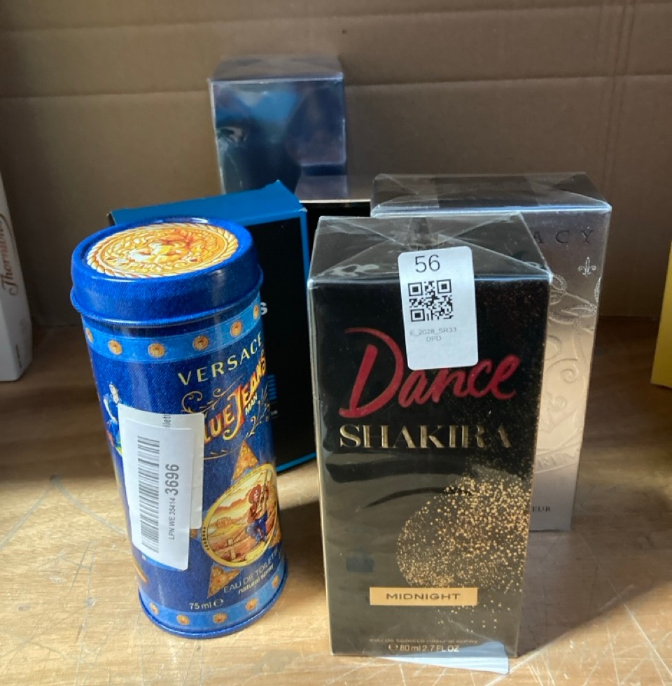 Lot 56  
            Edinburgh SR33 - Delivery Only 

                
QUANTITY OF HEALTH & BEAUTY ITEMS TO INCLUDE SHAKIRA PERFUME - DANCE MIDNIGHT FOR...