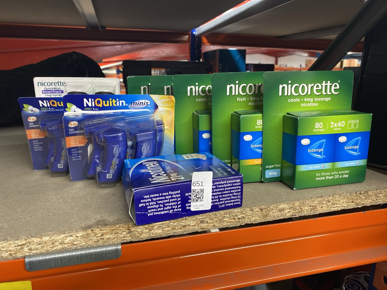 Lot 651  
            Edinburgh SR33 - Delivery Only 

                
QUANTITY OF ITEMS TO INCLUDE NICORETTE COOLS 4MG LOZENGE, 80 LOZENGES (2 X 40 PAC...