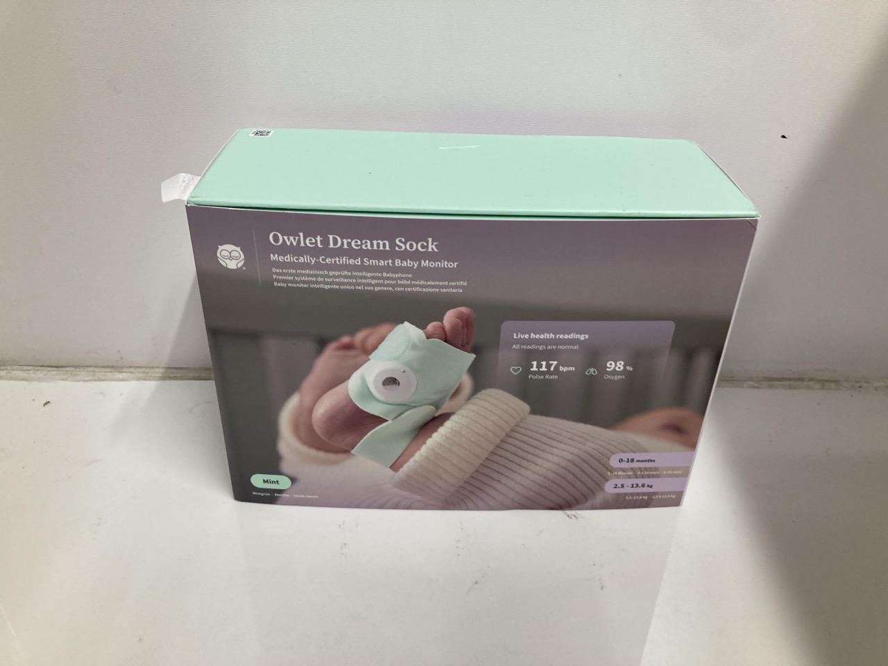 Lot 691  
            Edinburgh SR33 - Delivery Only 

                
OWLET DREAM SOCK® - SMART BABY MONITOR - TRACK LIVE PULSE (HEART) RATE, OXYGEN IN...