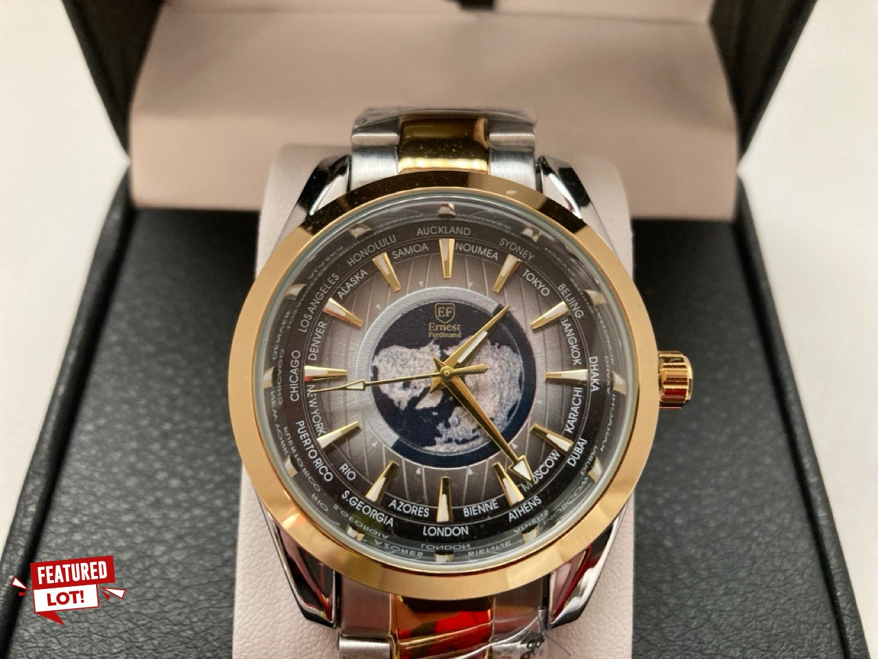 Lot 6  
            Edinburgh SR33 - Delivery Only 

                
MENS ERNEST FERDINAND WATCH-GLOBAL DIAL-STAINLESS STEEL STRAP-3ATM WATER RESISTAN...