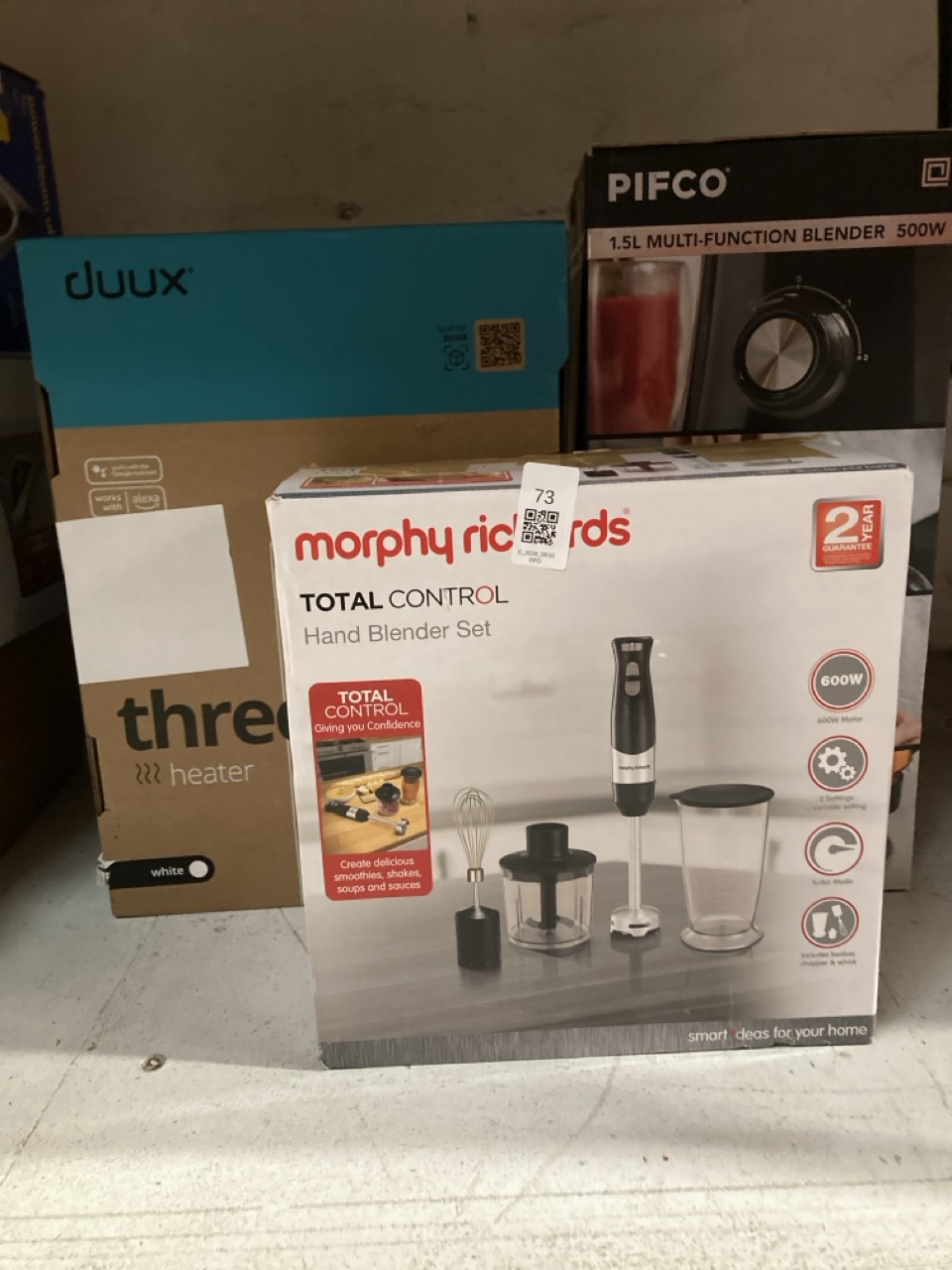 Lot 73  
            Edinburgh SR33 - Delivery Only 

                
QUANTITY OF KITCHEN & APPLIANCES ITEMS TO INCLUDE MORPHY RICHARDS 402061 TOTAL CO...