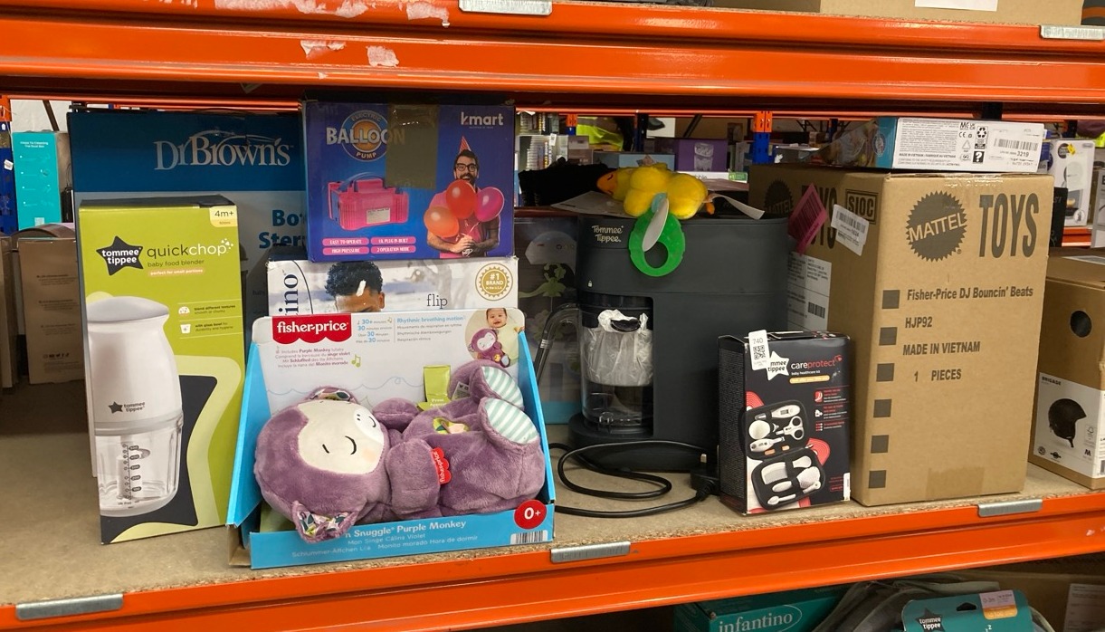 Lot 740  
            Edinburgh SR33 - Delivery Only 

                
QUANTITY OF BABY & TODDLER ITEMS TO INCLUDE TOMMEE TIPPEE QUICK-CHOP, 500ML CAPAC...