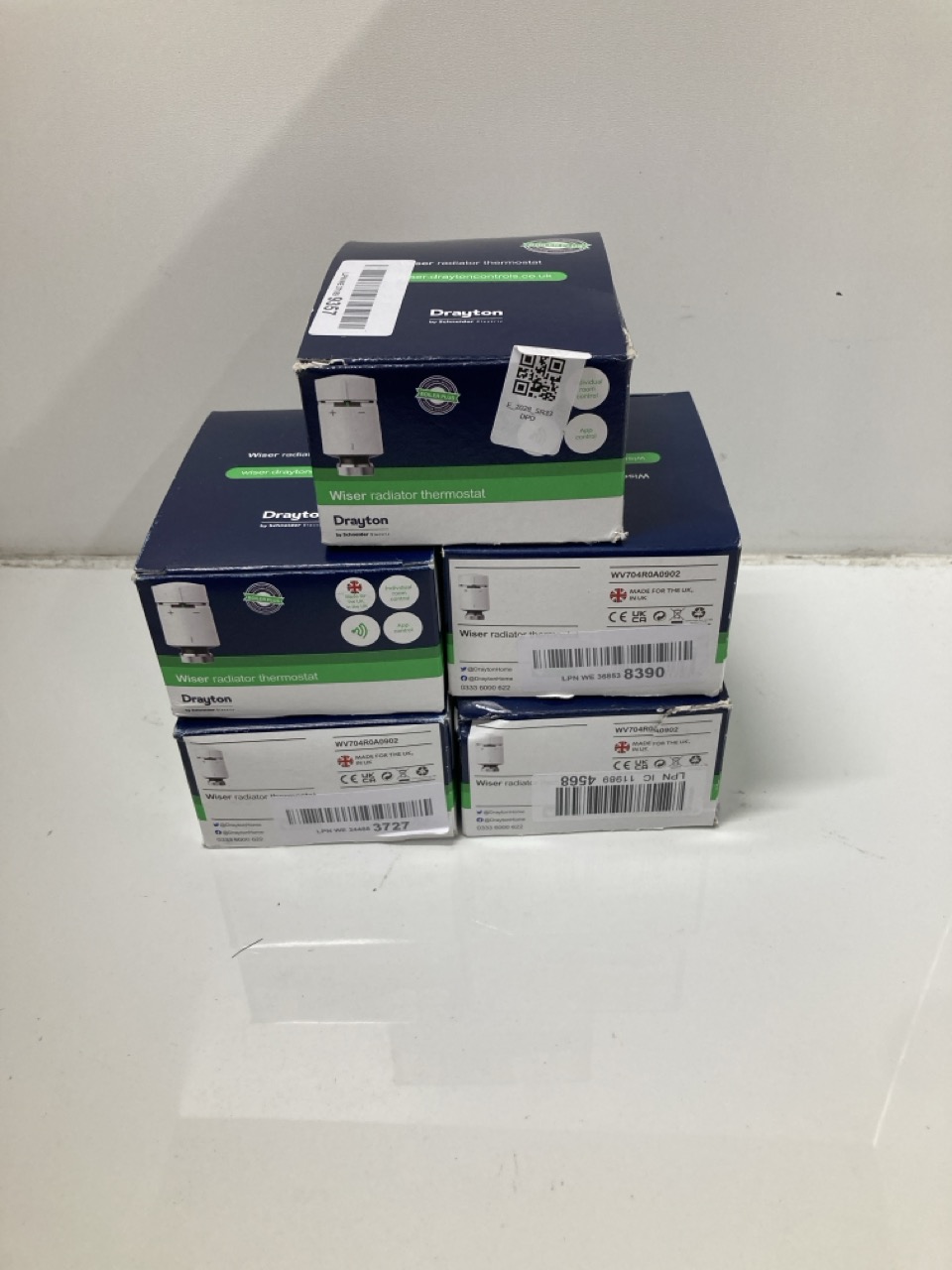 Lot 776  
            Edinburgh SR33 - Delivery Only 

                
QUANTITY OF TOOLS & HOME IMPROVEMENT ITEMS TO INCLUDE 5 X DRAYTON WISER SMART HEA...