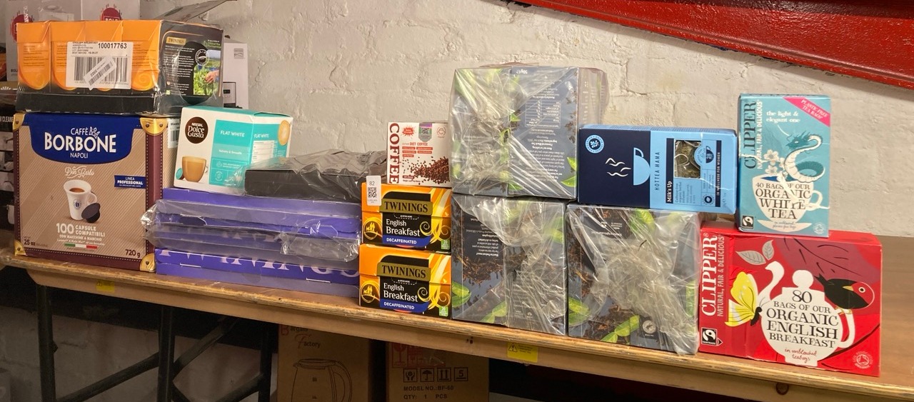 Lot 82  
            Edinburgh SR33 - Delivery Only 

                
QUANTITY OF FOOD & DRINK ITEMS TO INCLUDE NESCAFÉ DOLCE GUSTO FLAT WHITE COFFEE P...