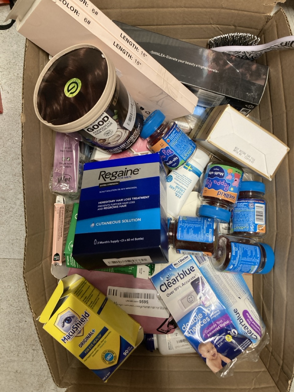 Lot 97  
            Edinburgh SR33 - Delivery Only 

                
QUANTITY OF HEALTH & BEAUTY ITEMS TO INCLUDE GARNIER GOOD PERMANENT HAIR DYE, 4.0...