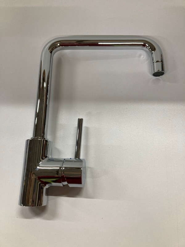 Lot 131  
            Nottingham SR2 - Delivery Only 

                
BLANCO MILI HD TAP NO: 524709