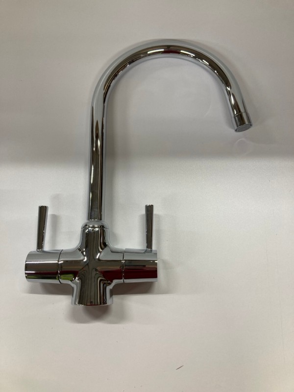 Lot 156  
            Nottingham SR2 - Delivery Only 

                
BLANCO ARTI CHROME FINISH TAP NO: 453961