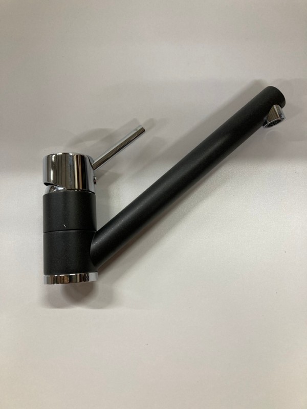 Lot 206  
            Nottingham SR2 - Delivery Only 

                
BLANCO PEAK ALU METALLIC FINISH TAP NO: 451009