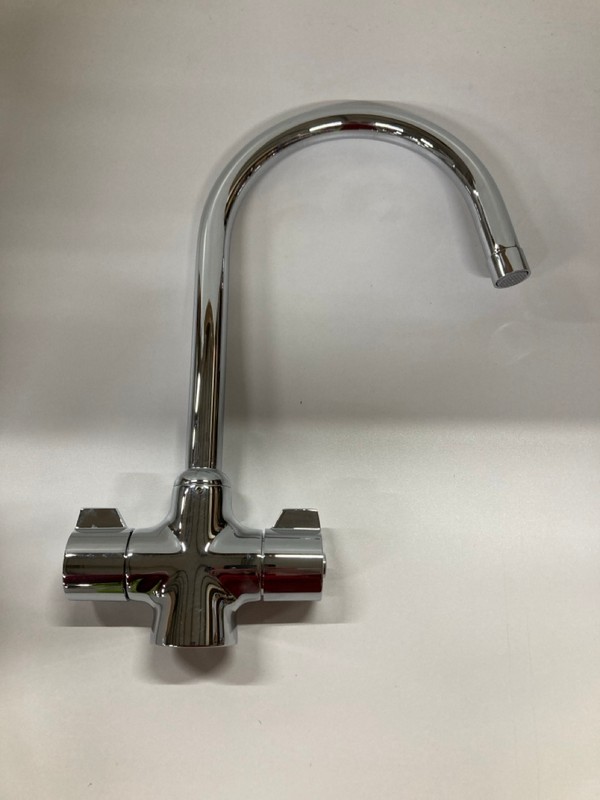 Lot 237  
            Nottingham SR2 - Delivery Only 

                
BLANCO SILK CHROME FINISH TAP NO: 452855