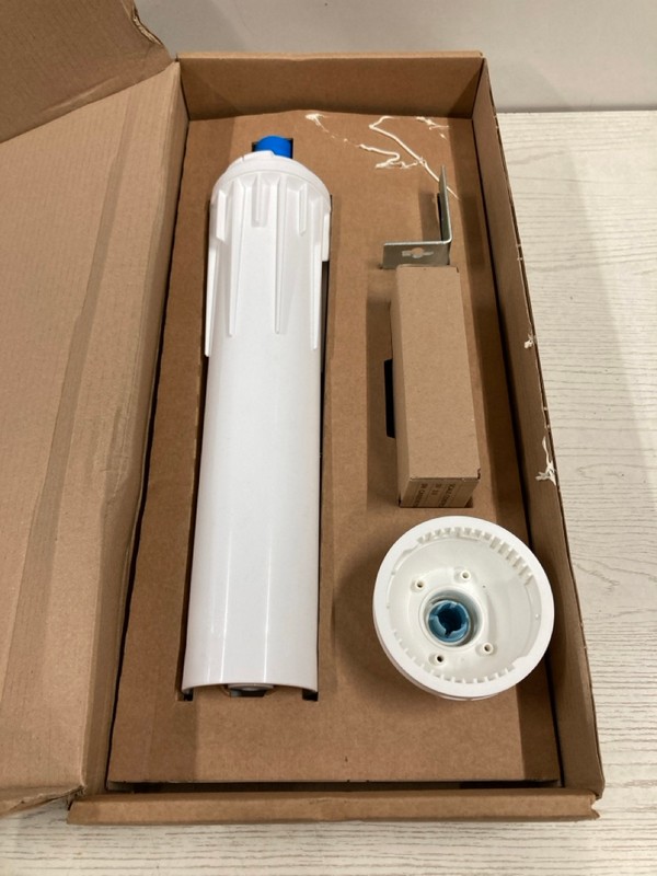 Lot 303  
            Nottingham SR2 - Delivery Only 

                
QUOOKER SCALE CONTROL PLUS CARTRIDGE