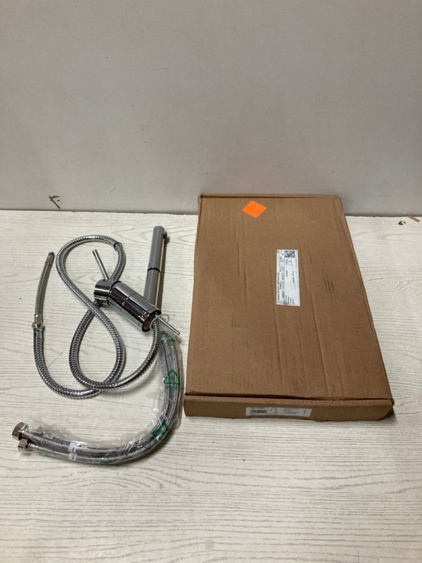 Lot 316  
            Nottingham SR2 - Delivery Only 

                
ELLSI CHROME TAP & OCEANUS CHROME TAP