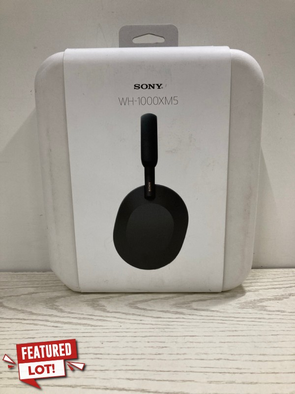 Lot 32  
            Nottingham SR2 - Delivery Only 

                
SONY WH-1000XM5 WIRELESS NOISE CANCELLING HEADPHONES
