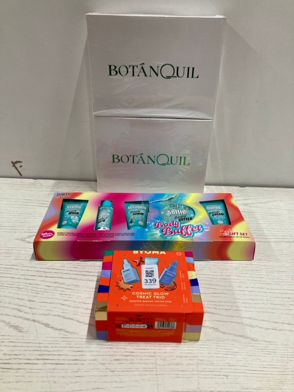 Lot 339  
            Nottingham SR2 - Delivery Only 

                
4 X HEALTH & BEAUTY ITEMS INC BYOMA COSMIC GLOW TREAT TRIO