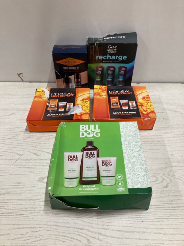 Lot 340  
            Nottingham SR2 - Delivery Only 

                
5 X HEALTH & BEAUTY ITEMS INC KING C GILLETTE PERFECT BEARD CARE KIT