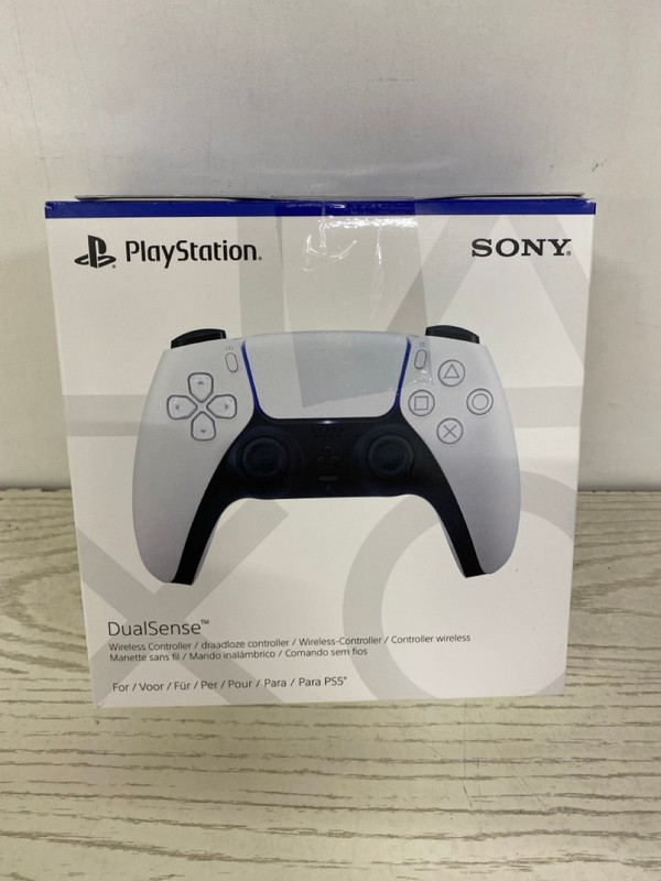 Lot 382  
            Nottingham SR2 - Delivery Only 

                
SONY PLAYSTATION 5 DUAL SENSE WIRELESS CONTROLLER