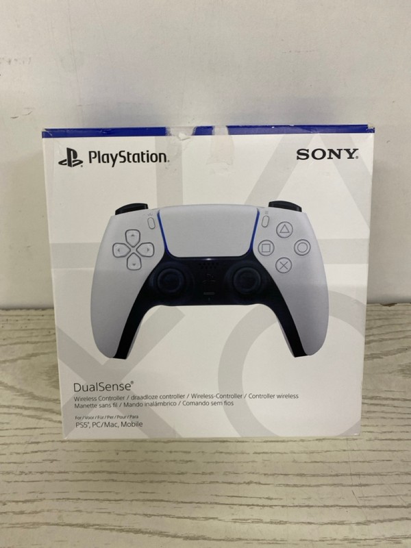 Lot 391  
            Nottingham SR2 - Delivery Only 

                
SONY PLAYSTATION 5 DUAL SENSE WIRELESS CONTROLLER