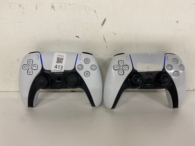 Lot 413  
            Nottingham SR2 - Delivery Only 

                
2 X SONY PLAYSTATION 5 DUAL SENSE WIRELESS CONTROLLER