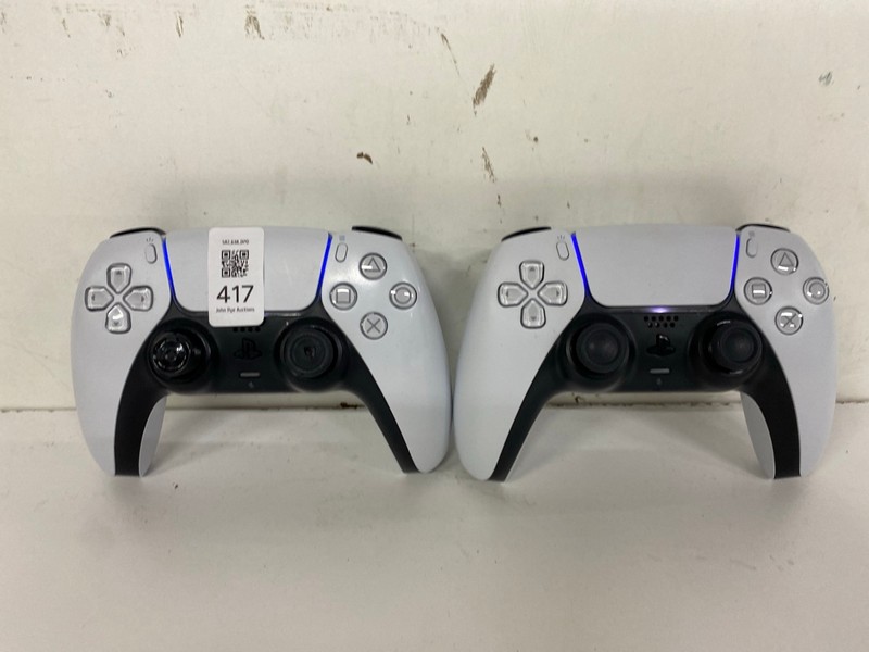 Lot 417  
            Nottingham SR2 - Delivery Only 

                
2 X SONY PLAYSTATION 5 DUAL SENSE WIRELESS CONTROLLER