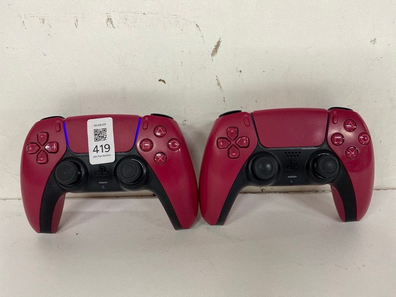 Lot 419  
            Nottingham SR2 - Delivery Only 

                
2 X SONY PLAYSTATION 5 DUAL SENSE WIRELESS CONTROLLER