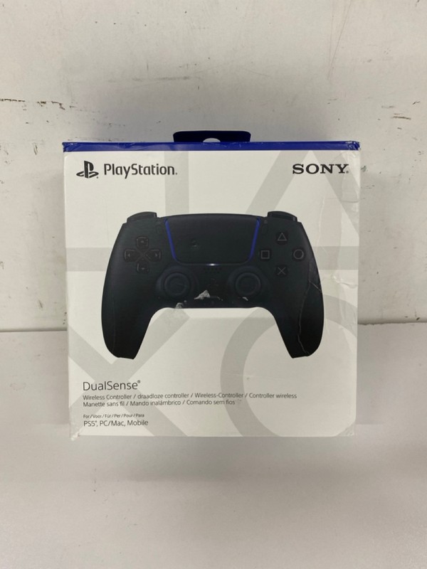 Lot 450  
            Nottingham SR2 - Delivery Only 

                
SONY PLAYSTATION 5 DUAL SENSE WIRELESS CONTROLLER