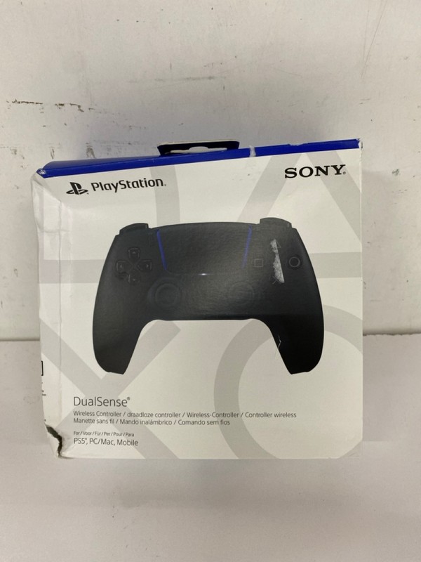 Lot 451  
            Nottingham SR2 - Delivery Only 

                
SONY PLAYSTATION 5 DUAL SENSE WIRELESS CONTROLLER