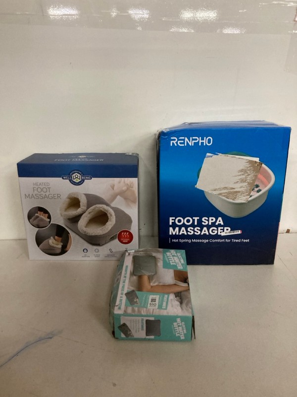 Lot 510  
            Nottingham SR2 - Delivery Only 

                
3 X ITEMS INC FOOT MASSAGER