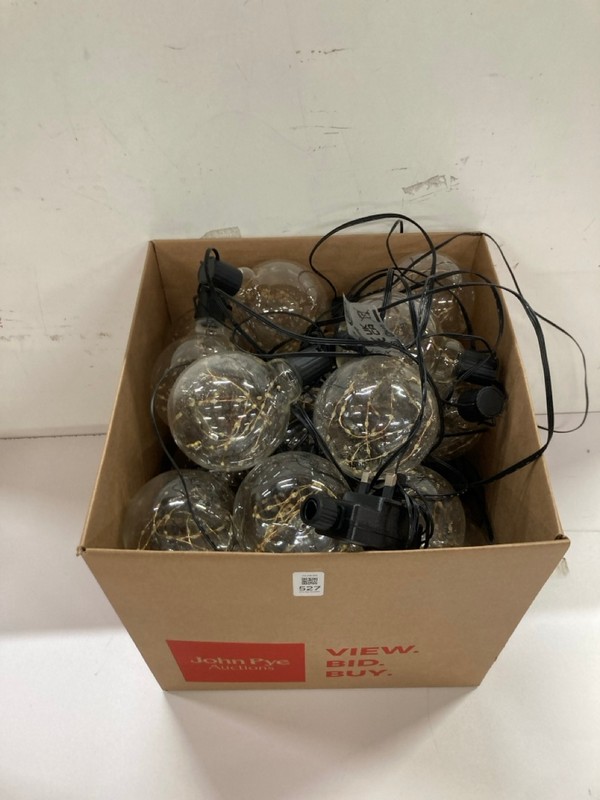 Lot 527  
            Nottingham SR2 - Delivery Only 

                
BOX OF LED BULB LIGHTS